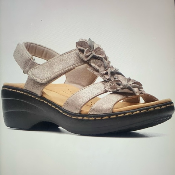 Clarks Merliah Sheryl flower Sandals - Picture 5 of 7